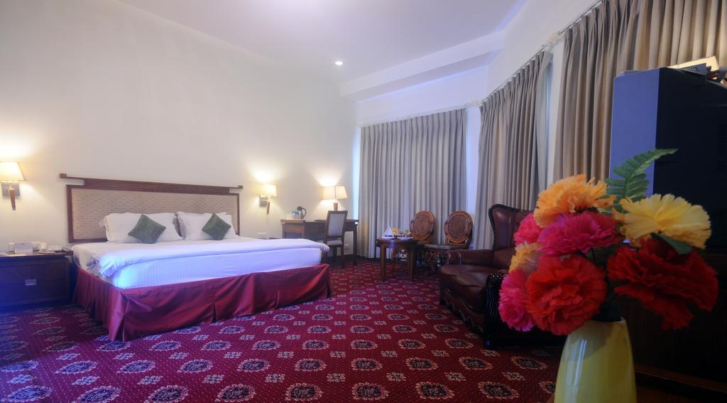 Hotel Jaipur Palace חדר תמונה