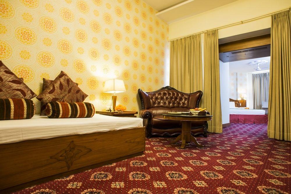 Hotel Jaipur Palace מראה חיצוני תמונה