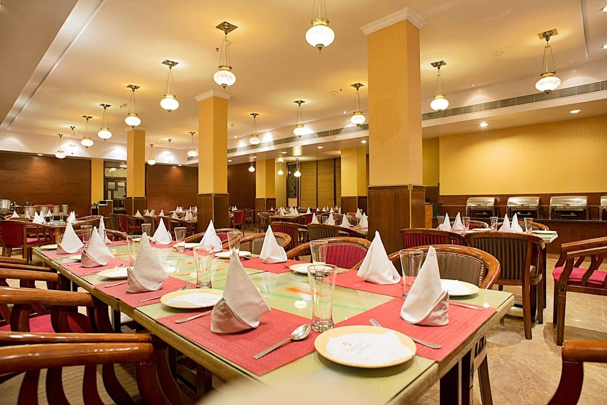 Hotel Jaipur Palace מראה חיצוני תמונה